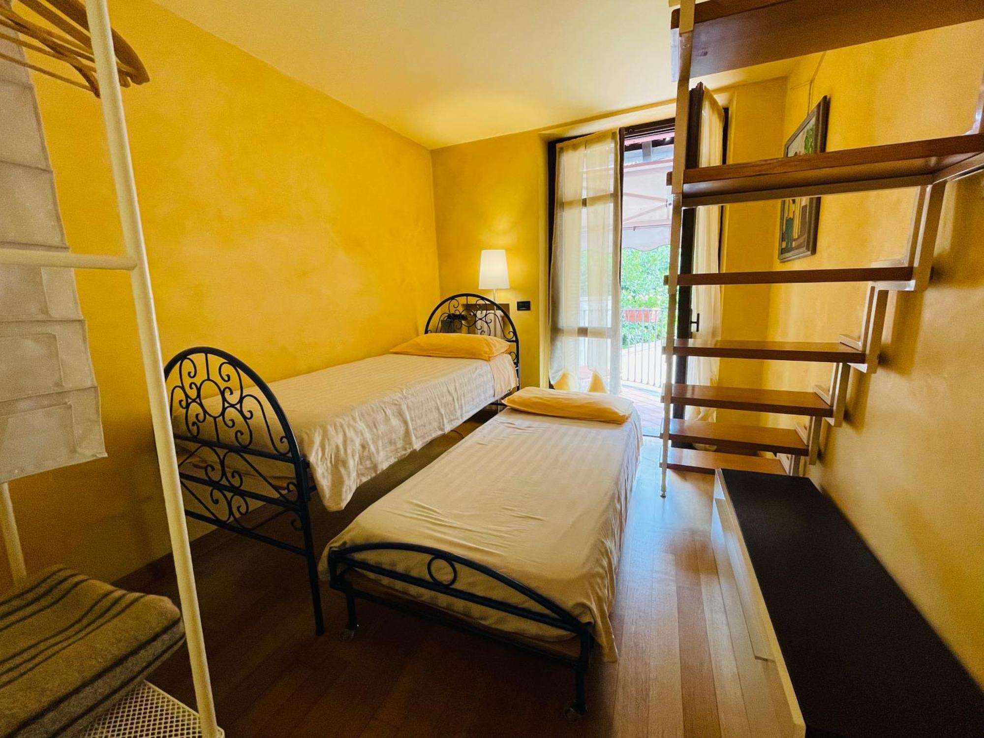 Casa Caroli, Charme E Comfort Nel Cuore Di Alba Exterior photo